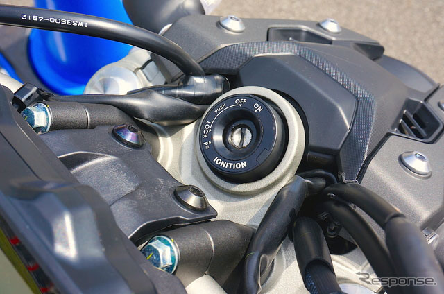 ������MT-07