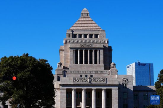 高市早苗为何要提前大选