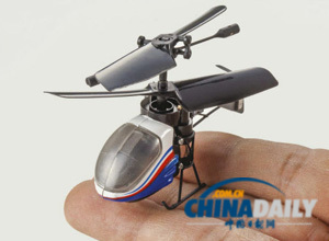 日本玩具公司CCP开发出了一款“超小型”无线遥控玩具直升机