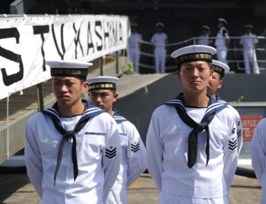 日本两艘驱逐舰将在7月31日对俄罗斯圣彼得堡进行非正式访问。